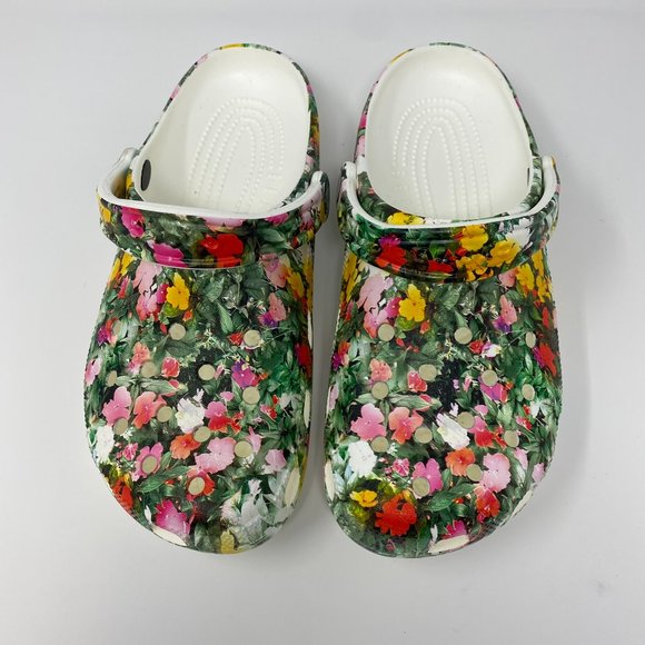 CROCS Shoes - Floral garden crocs size 7 womens / 9 mens